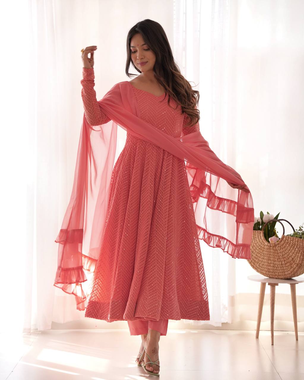 ✨ Elegant Lucknowi Anarkali Set ✨